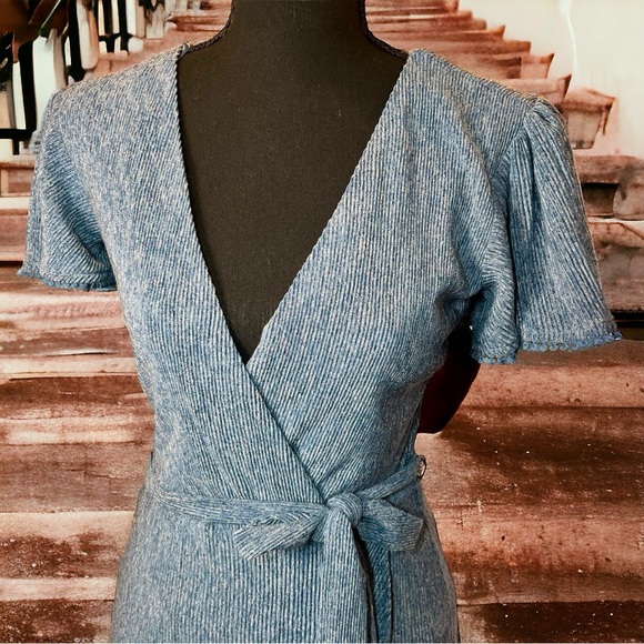 City Studio Estilo Faux Wrap Tiered Ruffle Dress Keyhole Back NWOT Blue Size 3 - Picture 9 of 13